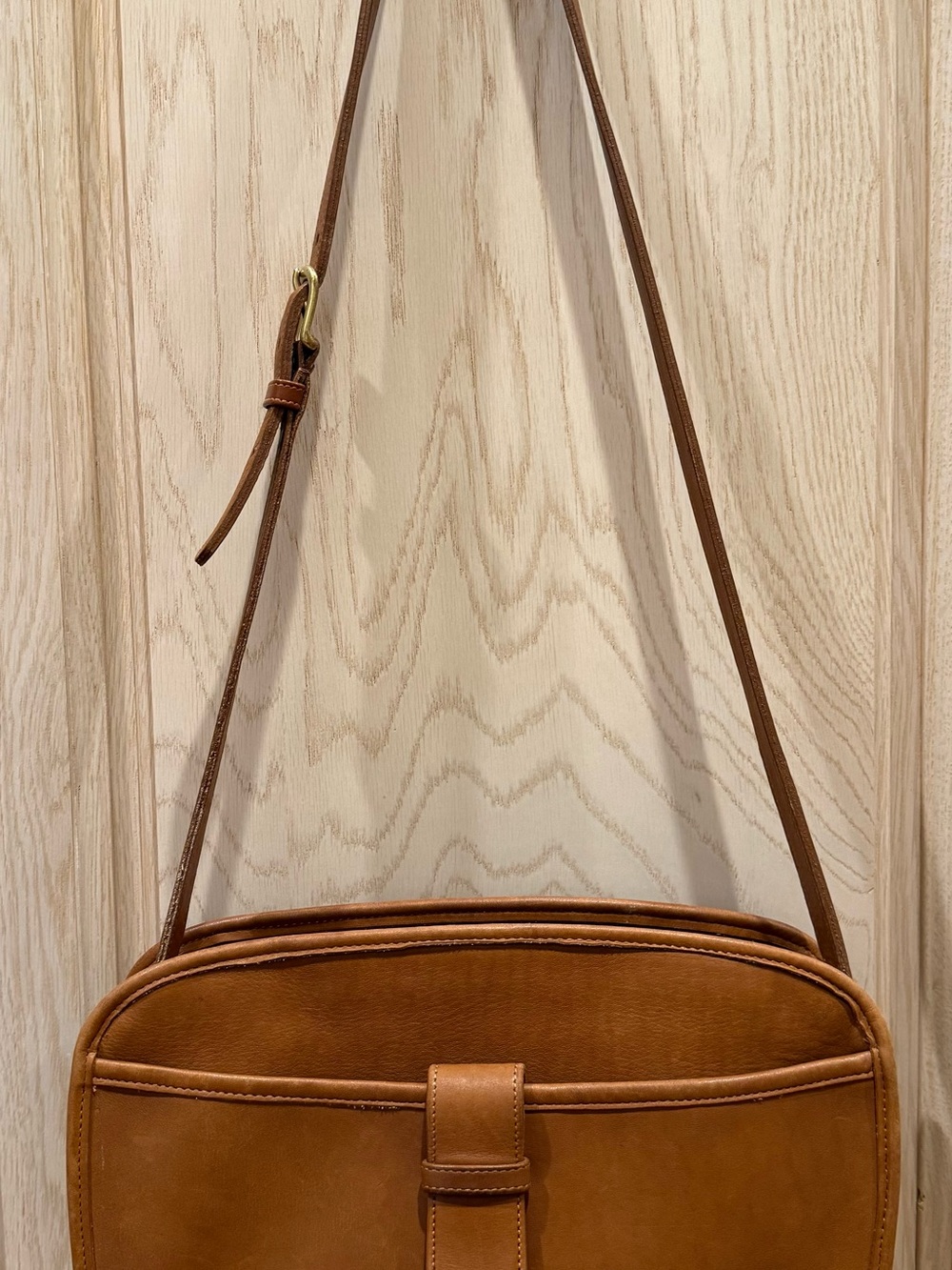 Vintage Coach British Tan Leather Shoulder Bag - model #315